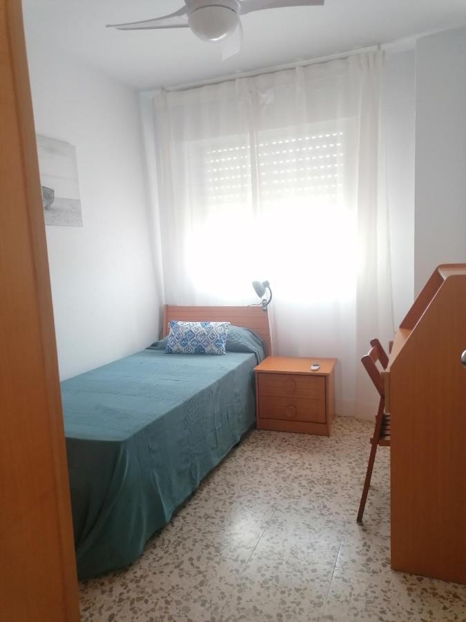 Апартаменти Piso Familiar Con Piscina Y Aparcamiento En Torre Del Mar - Edificio Ronda I Екстер'єр фото